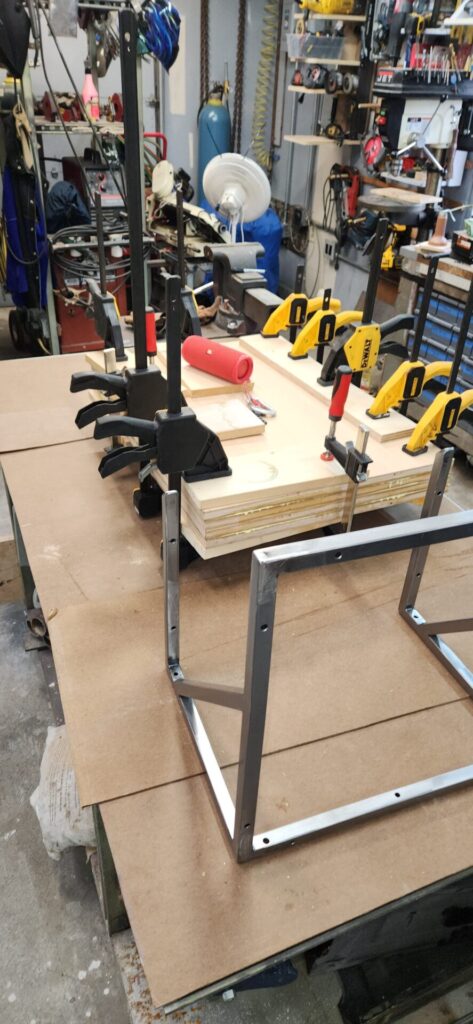 clamp those shelves!