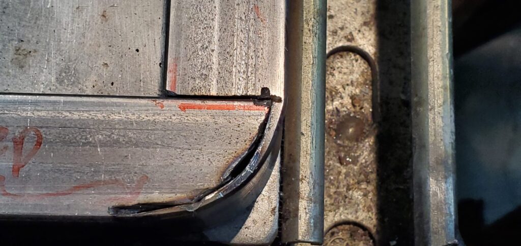 Rounded top corner detail